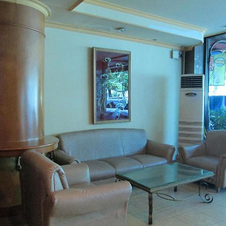 Hotel Buana Lestari Balikpapan  Extérieur photo